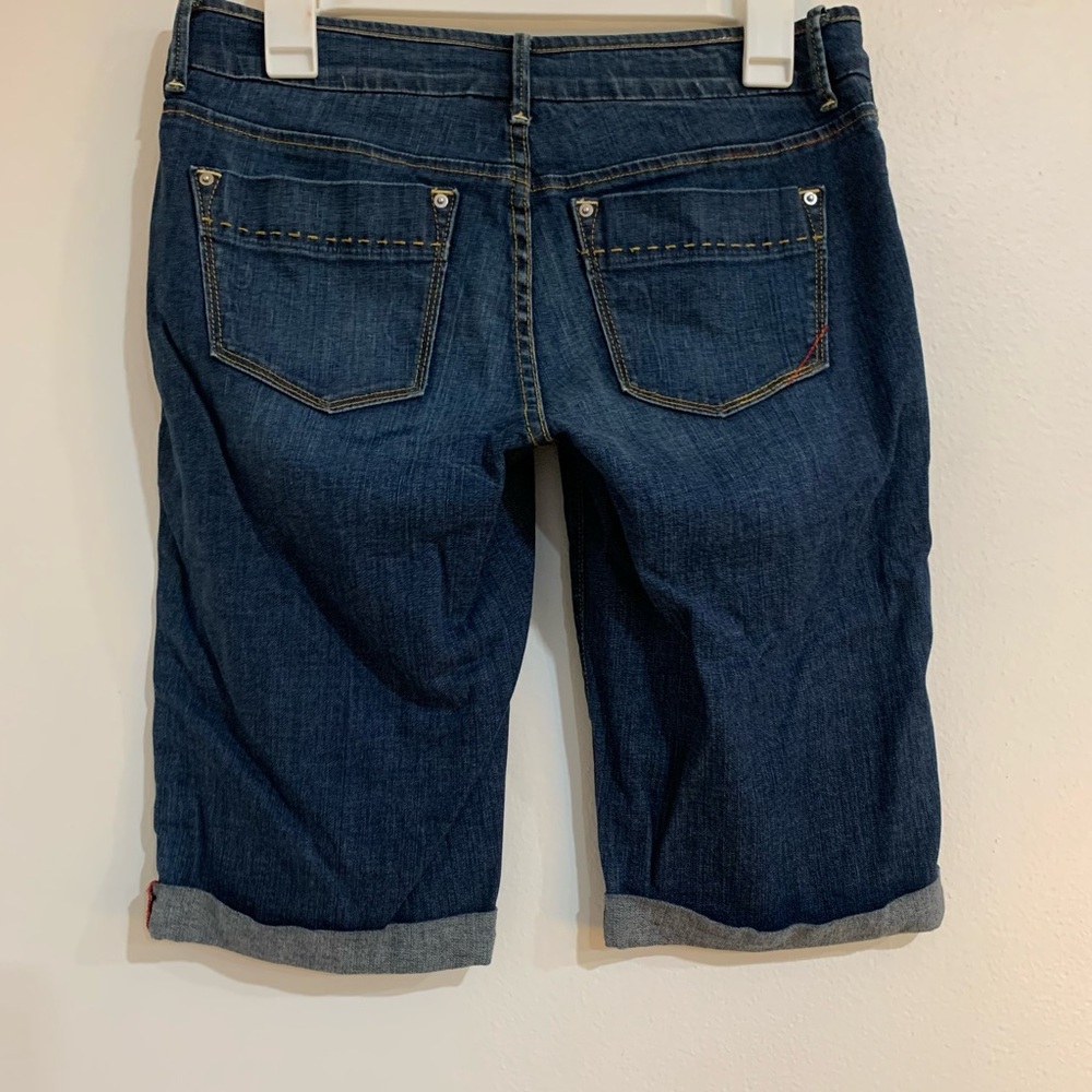 Banana Republic Bermuda Jean Shorts Size 4 Modest Shorts Spring Beach Vacation - Picture 2 of 11
